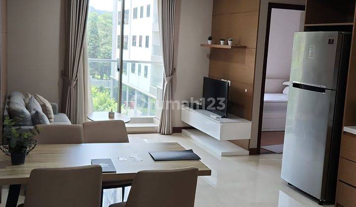 Apartemen 2BR View Swimming Pool Hegarmanah Residence 1