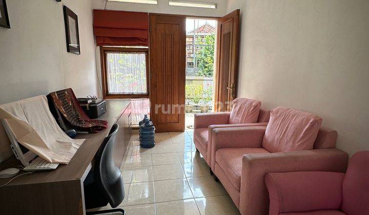 Rumah Terawat Furnished di Gegerkalong Bandung 2