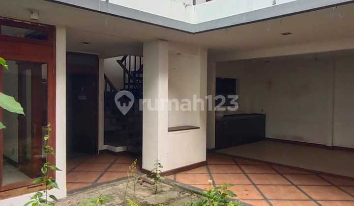 For Rent Ready-to-Occupy House in Ciumbuleuit, Bandung 2