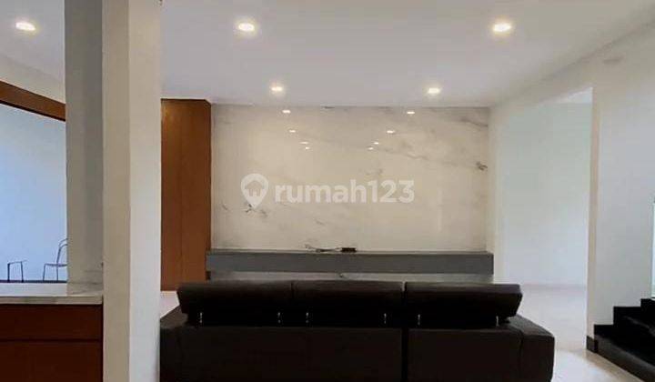 Rumah Modern Cluster Elit Batununggal Molek 2