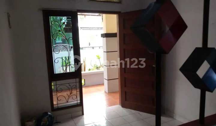 For Rent: Comfortable, Move-In Ready House in a Prime Location at Kota Mas Complex, North Cimahi, Bandung. For Rent: Comfortable, Move-In Ready House in a Prime Location at Kota Mas Complex, North Cimahi, Bandung.