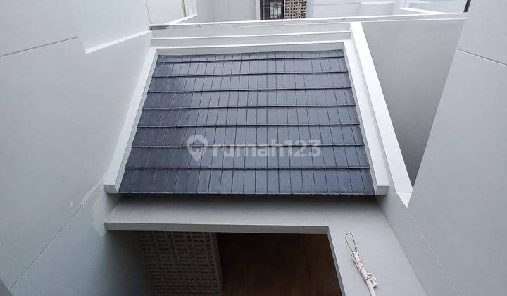 Disewakan rumah baru serah terima kunci di Summarecon bandung 2 Lantai  2