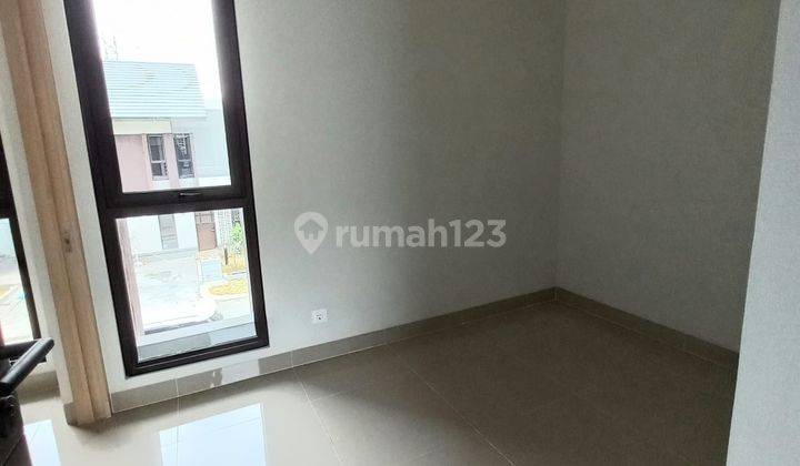 Disewakan rumah baru serah terima kunci di Summarecon bandung 2 Lantai  4