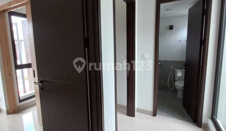Disewakan rumah baru serah terima kunci di Summarecon bandung 2 Lantai  7