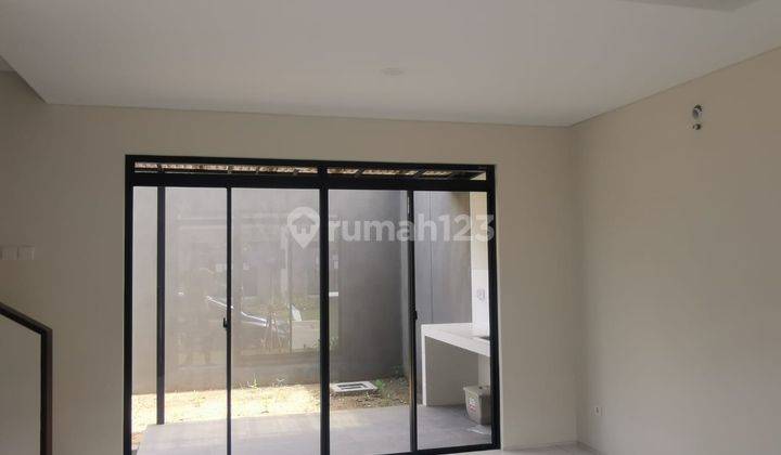 Disewakan Rumah Baru Serah Terima Modern Minimalist Kunci 2 Lantai Kota Baru Parahyangan 4