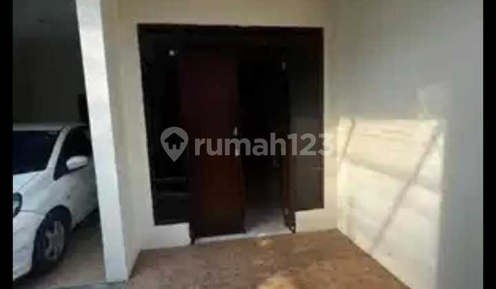 Disewakan Rumah 2 Lantai Siap Huni Lokasi Bagus di Cimahi Utara Bandung 2