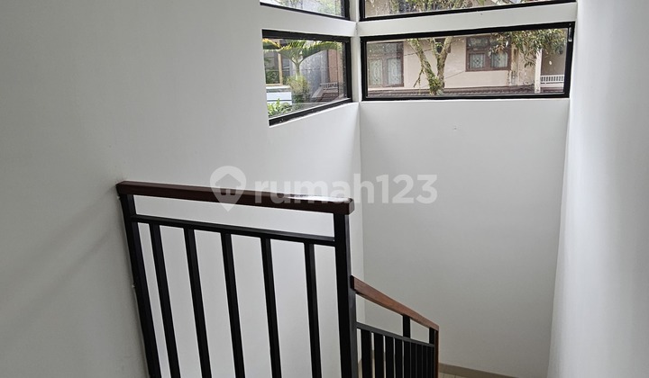 Disewakan Rumah Murah Minimalist Full Furnish Setra Duta 2