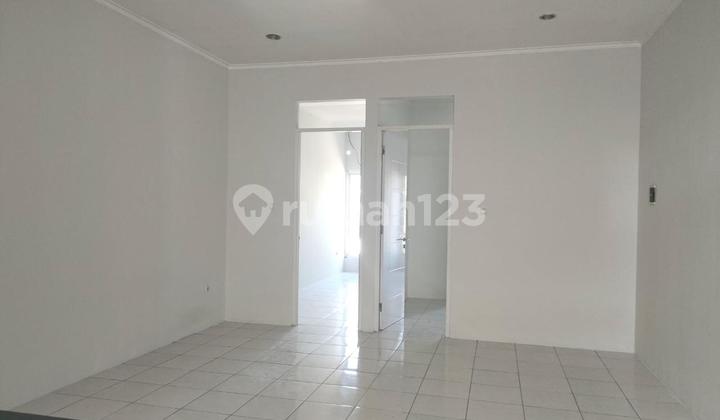 Disewakan Ruko 2 Lantai Siap Pakai Nyaman Terawat Lokasi di Taman Holis Indah 2 Bandung