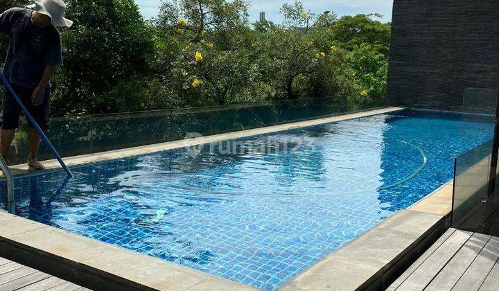 Dijual Rumah di Metro Marina Ancol ada Kolam Renang 1