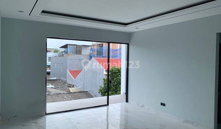 Dijual Rumah baru 3 1/2 Lantai di Pluit Sakti 2