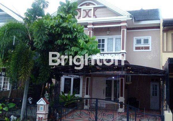 Rumah 2 1/2 Lantai Cantik Terawat di Balikpapan Orlando 1