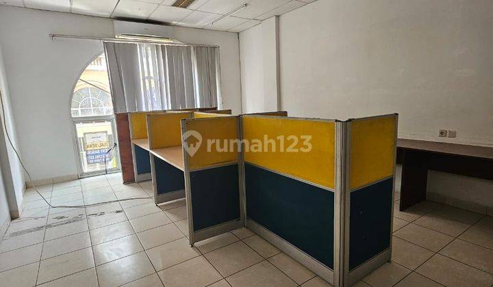 Ruko di Itc Permata Hijau, Hadap Timur Laut, Bangunan Bagus, Terawat Dan Siap Pakai 2