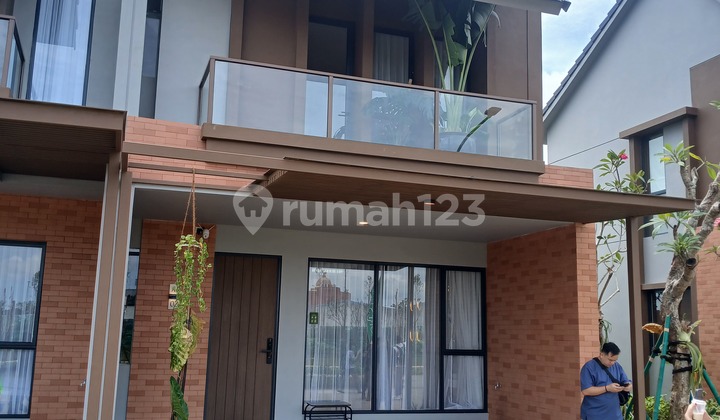 Dijual Rumah Forestine Citra 8 Jak Bar