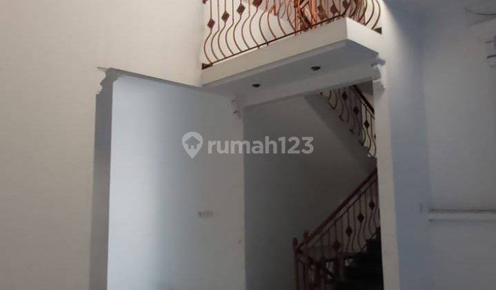 Dijual Rumah Permata Buana Kembangan 2