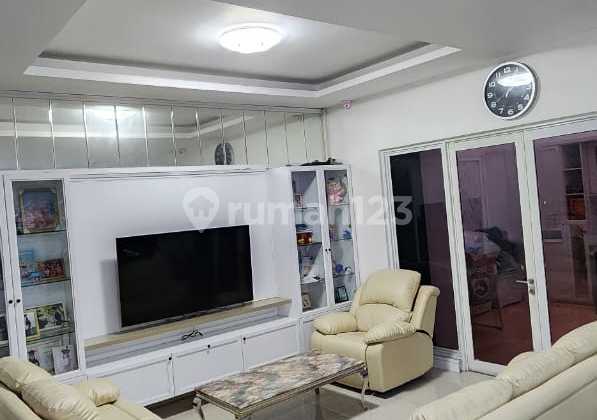 For Sale Fast Premier Mansion House in Penjaringan For Sale Fast Premier Mansion House in Penjaringan
