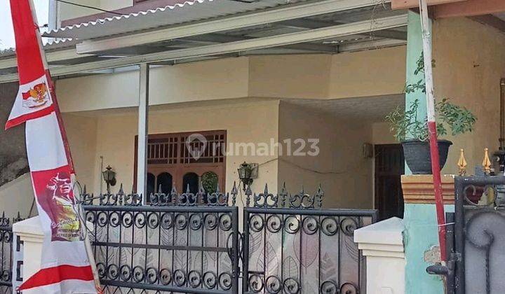 DiJual rumah sederhana 2 lantai di Kota Bumi Tangerang  1