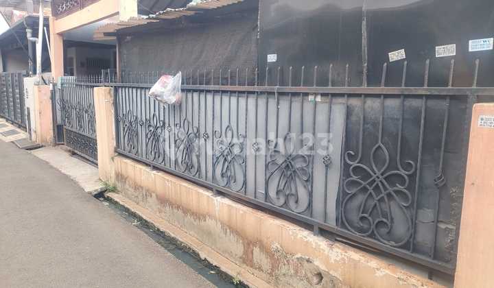 Dijual Rumah di Taman Meruya Ilir Kembangan Jakarta Barat (Li) 2