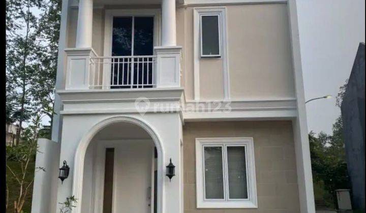 Dijual rumah 2 lantai semi furnished di BSD, Cluster Azura Vanya Park (Tr) 1