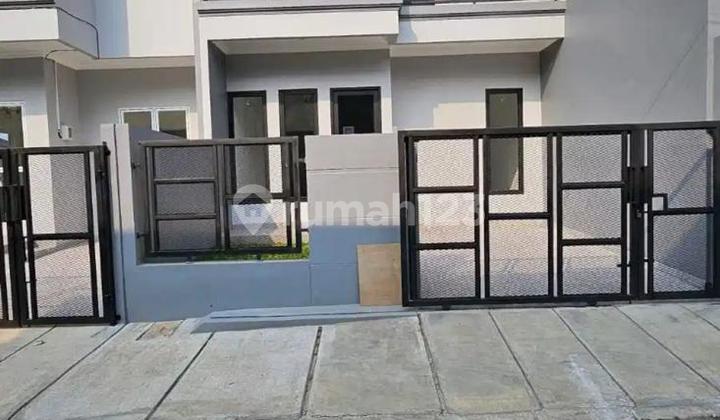 Dijual Rumah 2 Lantai Full Renov. di Kencana Loka BSD (Um) 2