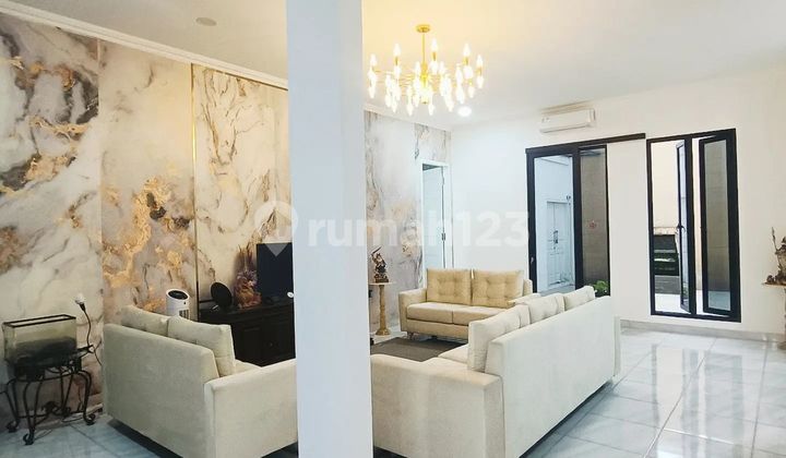 Dijual Rumah 2 Lantai Full Renov di Melati Mas Vista ( Li) 2