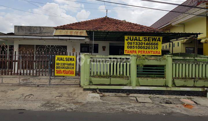 Rumah Usaha Jalan Penataran 26 A Banyuwangi Kota RON.Z001 3