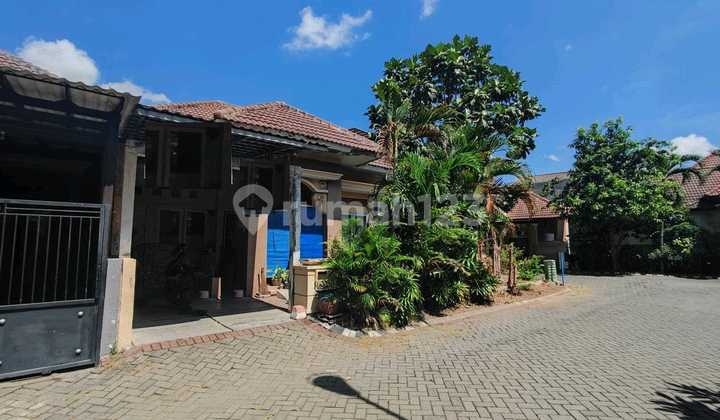 Dijual Rumah Hitung Tanah Palm Spring Regency Jambangan Surabaya Ron.a1058