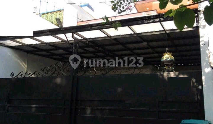 For Rent: Raya Manyar Sukolilo Surabaya House Ron.a2751
