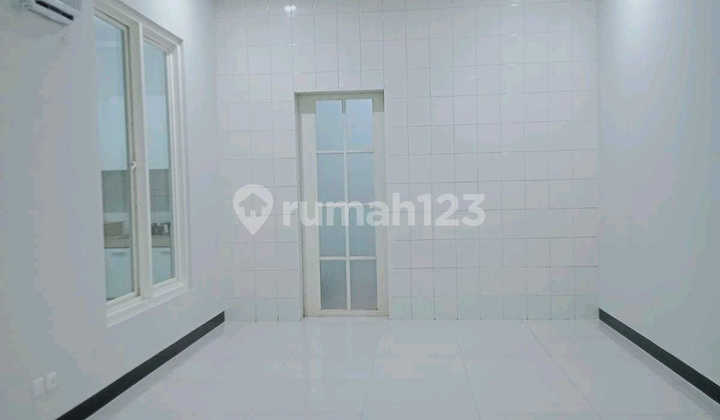 For sale Fullertron Place Citraland Lakarsantri Surabaya Ron.a2271 House 2