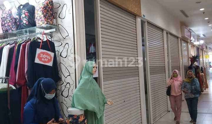 Dijual Stand Toko Royal Plaza Wonokromo Surabaya Ron.a1538