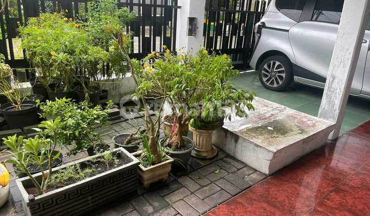 For Sale Barata Jaya Gubeng Surabaya House Ron.a1552 2