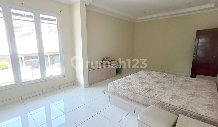 Budisari Rumah Hoek Terenovasi Siap Huni Bagus Ada Taman 2