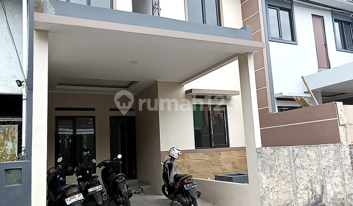 Turangga Buah Batu New House Ready to Live In Strategic Turangga Buah Batu New House Ready to Live In Strategic