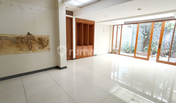 Riau Sayap Rumah or ruang usaha siap pakai Riau Sayap Rumah or ruang usaha siap pakai