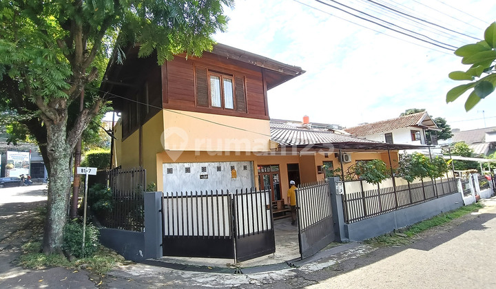 Sayap Dago Rumah Strategis Terawat Siap Huni Sayap Dago Rumah Strategis Terawat Siap Huni