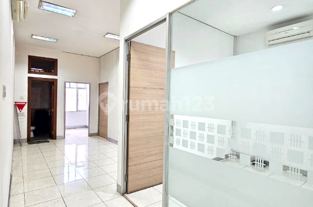 Pasirkaliki 2 Direction Busy Ready-to-Use Shop House for Rent Rendeng 2