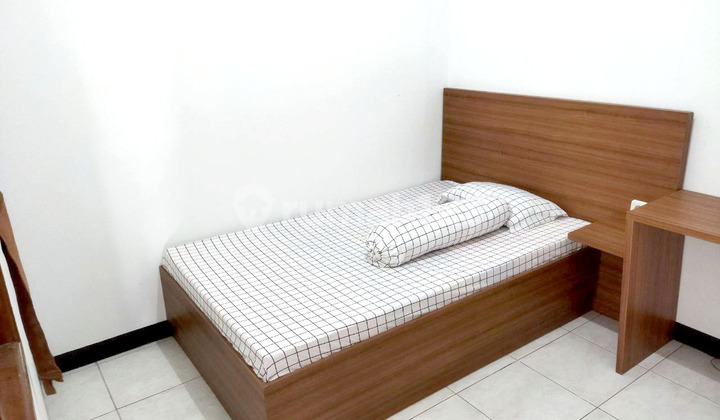 Regulation: Cheap-Shophouse and Boarding House, Strategic, Bustling Location for Sale 1
