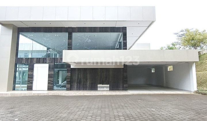 Resort Dago Pakar Rumah Lux Luas View Kota dan Lapang Golf 2