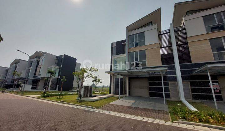 Dijual Rumah Mewah 3 Lantai di Golf Island View Golf Dan Danau 2