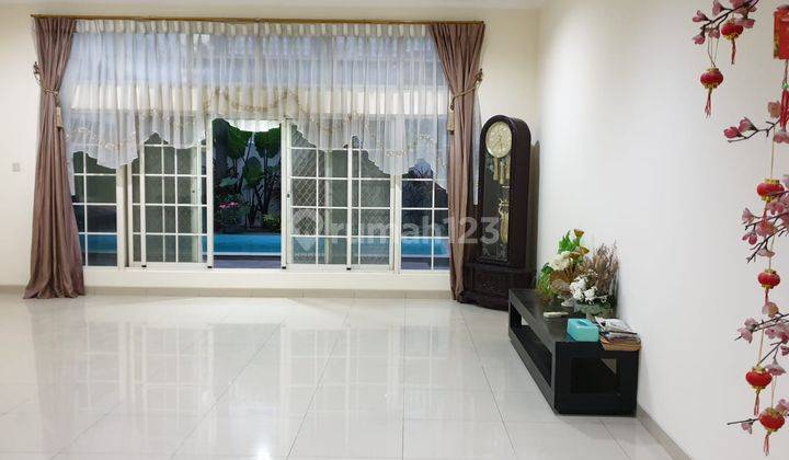 Rumah Garden House Dekat Sekolah Tzu Chi Murah 10x25 Ada Pool  2