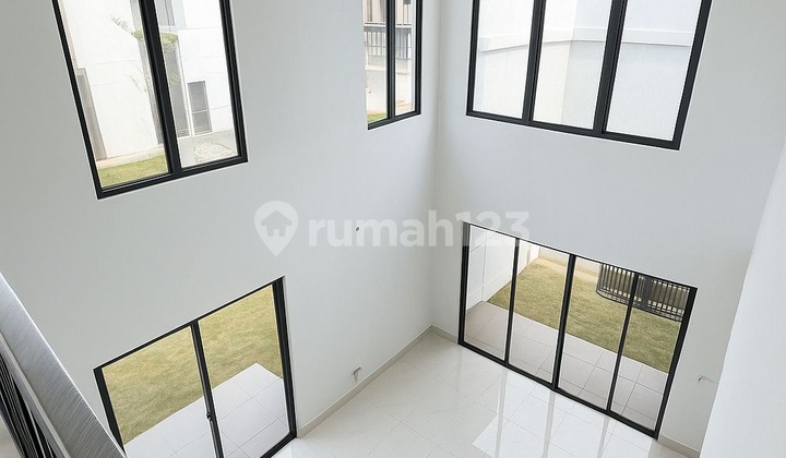 Dijual BU! Rumah Pasir Putih PIK2 13X20 Hoek High Ceiling 2
