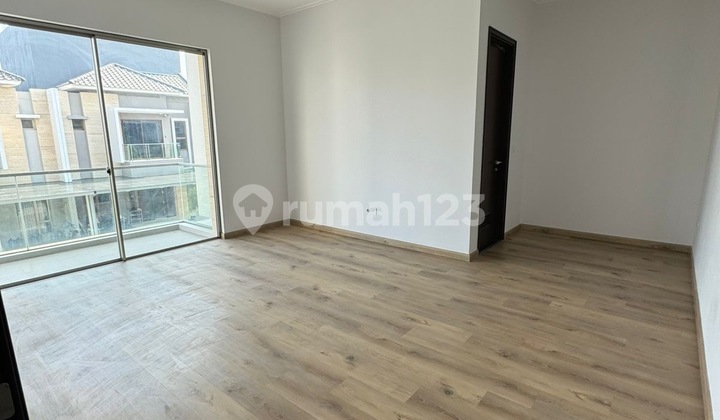 Bisa KPR! Rumah Golf Island 8x20 Brand New 2