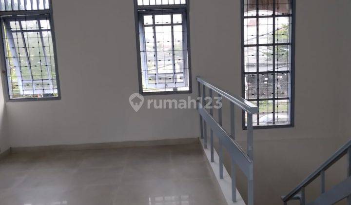 Disewakan Rumah di Villa Melati Mas 4