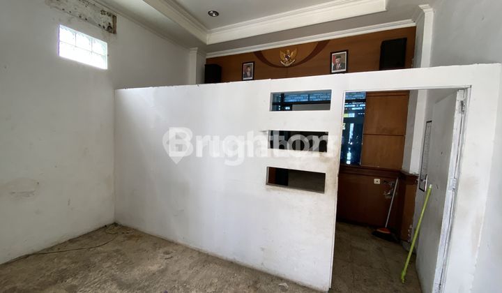 DISEWAKAN RUKO 3 LANTAI DI BANJARMASIN  2