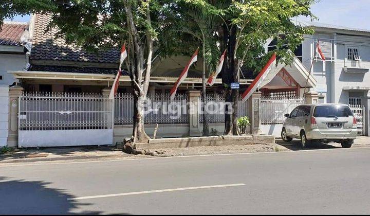 DIJUAL RUMAH DI PINGGIR JALAN SUNU 1