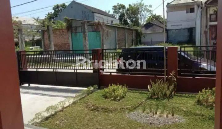 Dijual rumah 2 lantai dikomplek Palm hills 2