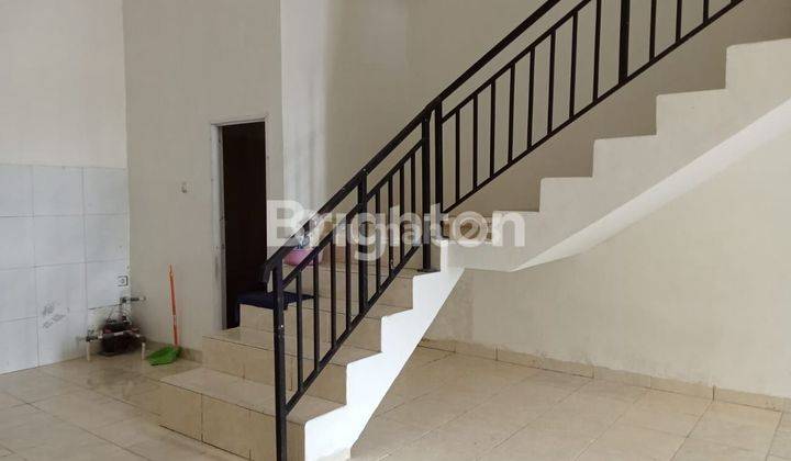 RUKO 3 LANTAI DISEWAKAN PELITA RAYA 2
