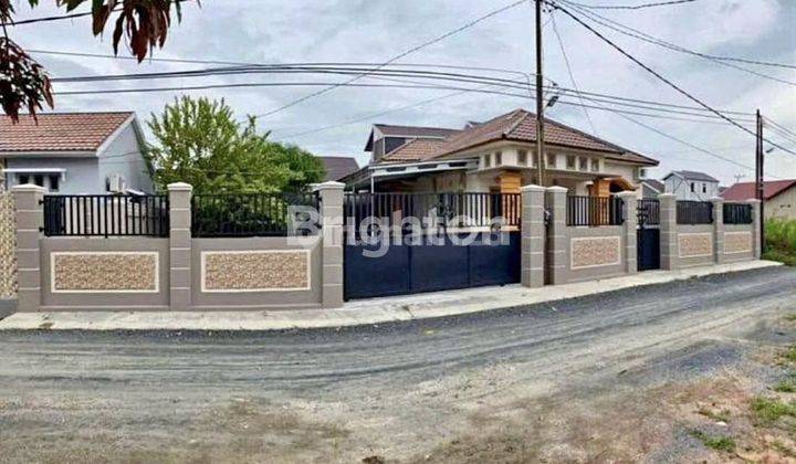 Dijual Rumah ada kolam ikannya 1