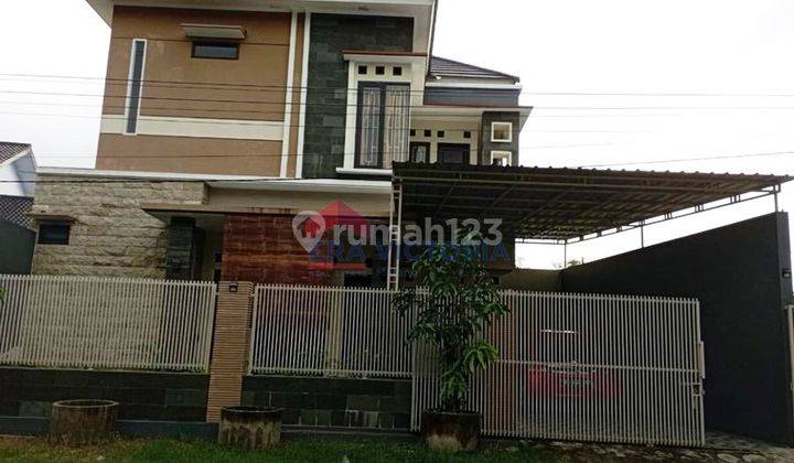 Rumah Mewah 2 Lantai Di Gurah, Kab Kediri, Nyaman Untuk Hunian 1