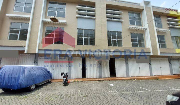 Ruko Kondisi Baru Di Komplek Pecinan Pasar Besar, Klojen 1