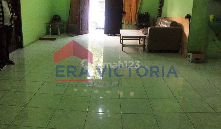 Rumah Pojokan Di Titan Blimbing Kawasan Ramai Kuliner 3